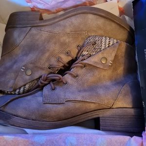 Rock and candy tan boots in box. Size 11M womens
